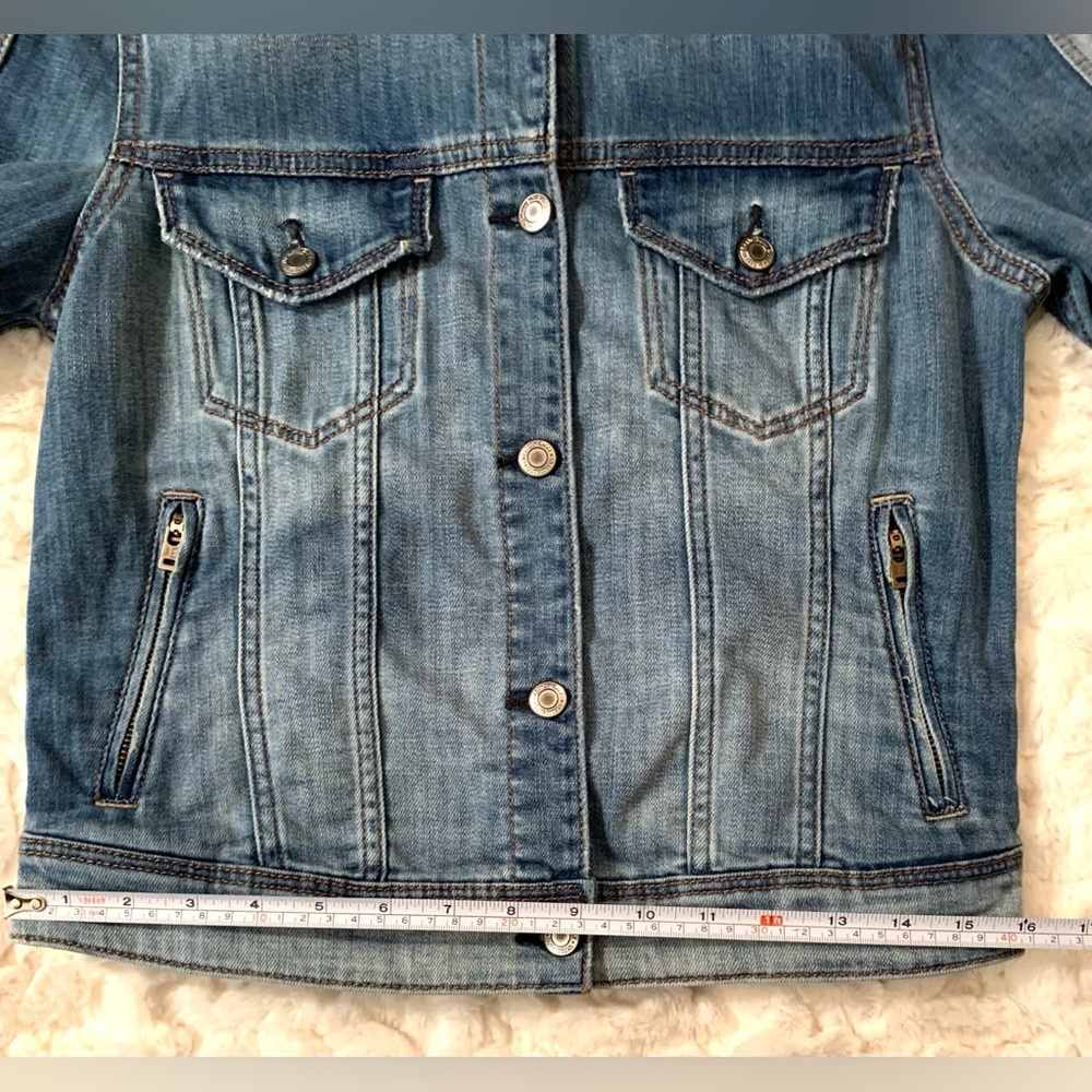 American Eagle Outfitters Denim Jacket with Stars on the Sleeves•Sz. S•Like New - Picture 14 of 16